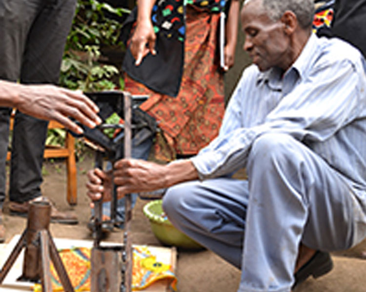 Avocado oil press developed at the 2014 International Development Design Summit