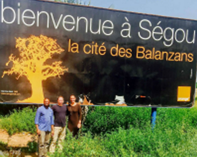 Arriving in Ségou.